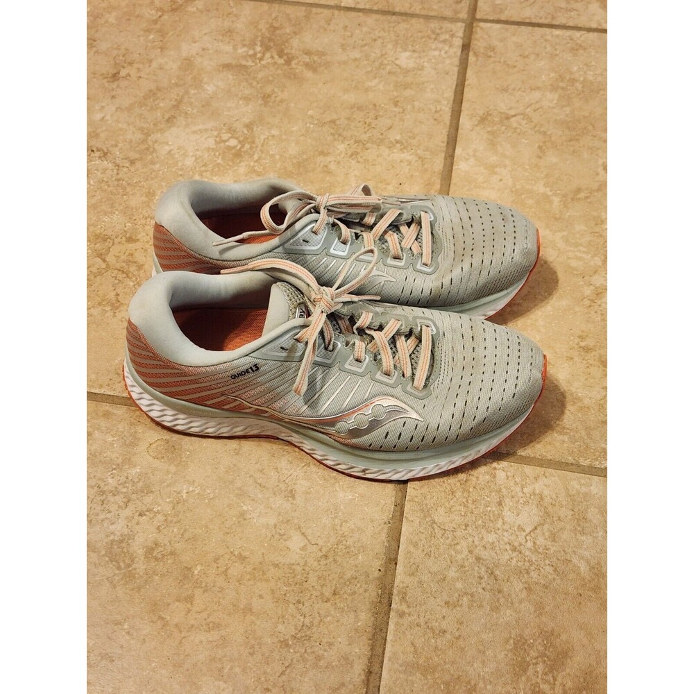 Saucony Guide 13 S10548-45 Women's Sky Gray/Coral Running Shoes 8.5